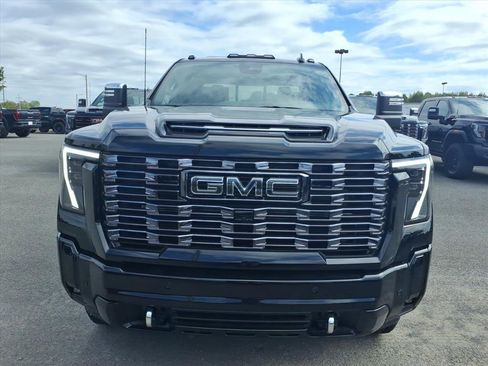 New 2026 GMC Sierra 2500 Denali Ultimate w/ Max Trailering Package image 2