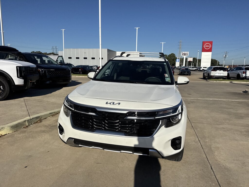 Certified 2024 Kia Seltos S FWD image 5