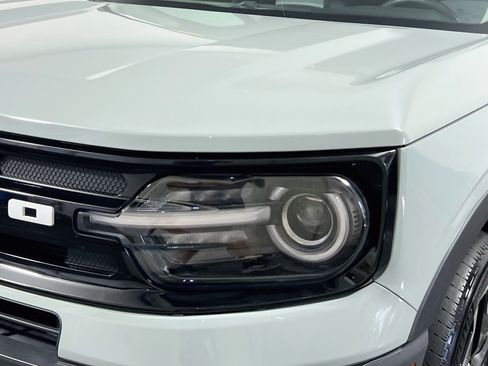 Used 2022 Ford Bronco Sport Outer Banks w/ Tech Package AWD/4WD image 11
