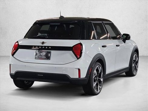 New 2026 MINI Cooper 4-Door Hardtop image 5