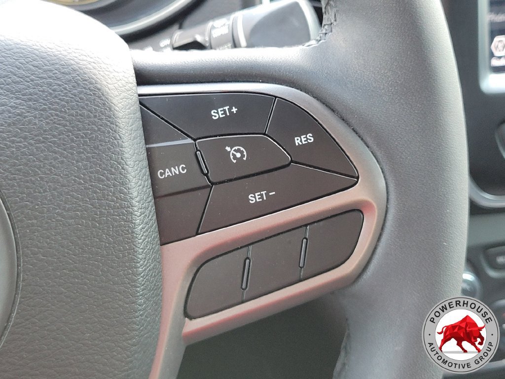 Used 2022 Jeep Cherokee Latitude Lux FWD image 31