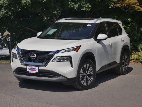Certified 2023 Nissan Rogue SV w/ SV Premium B Package AWD/4WD image 2