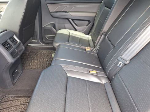 Used 2023 Volkswagen Atlas Cross Sport SE w/ Black Wheel Package FWD image 22