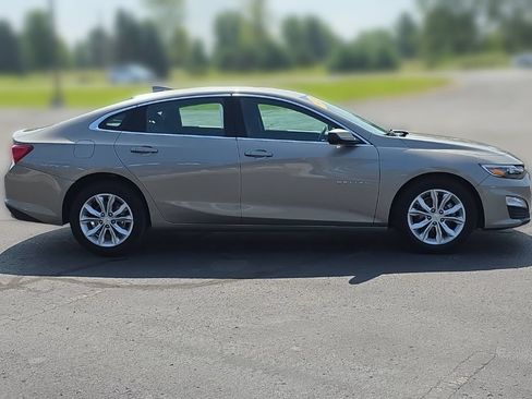 Used 2024 Chevrolet Malibu LT FWD image 6
