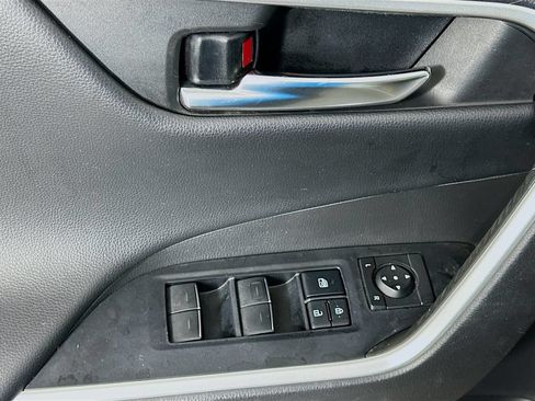 Used 2022 Toyota RAV4 Adventure AWD/4WD image 17