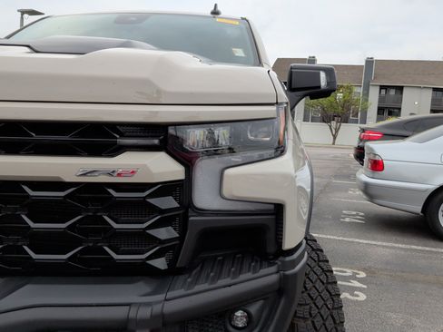 Used 2026 Chevrolet Silverado 1500 ZR2 w/ ZR2 Bison Edition AWD/4WD image 3