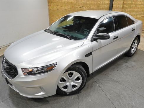 Used 2017 Ford Taurus Police Interceptor AWD image 2