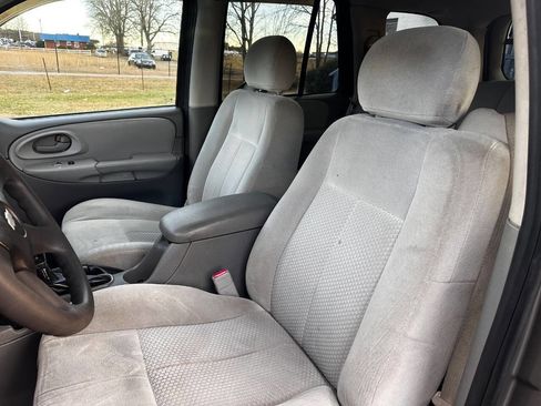 Used 2008 Chevrolet TrailBlazer 2WD w/ Smoker's Package image 10