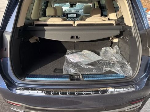 New 2026 Mercedes-Benz GLS 450 4MATIC image 10