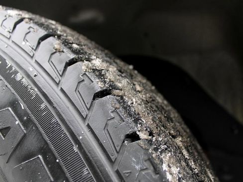 Used 2018 Chevrolet Express 2500 w/ Driver Convenience Package image 42