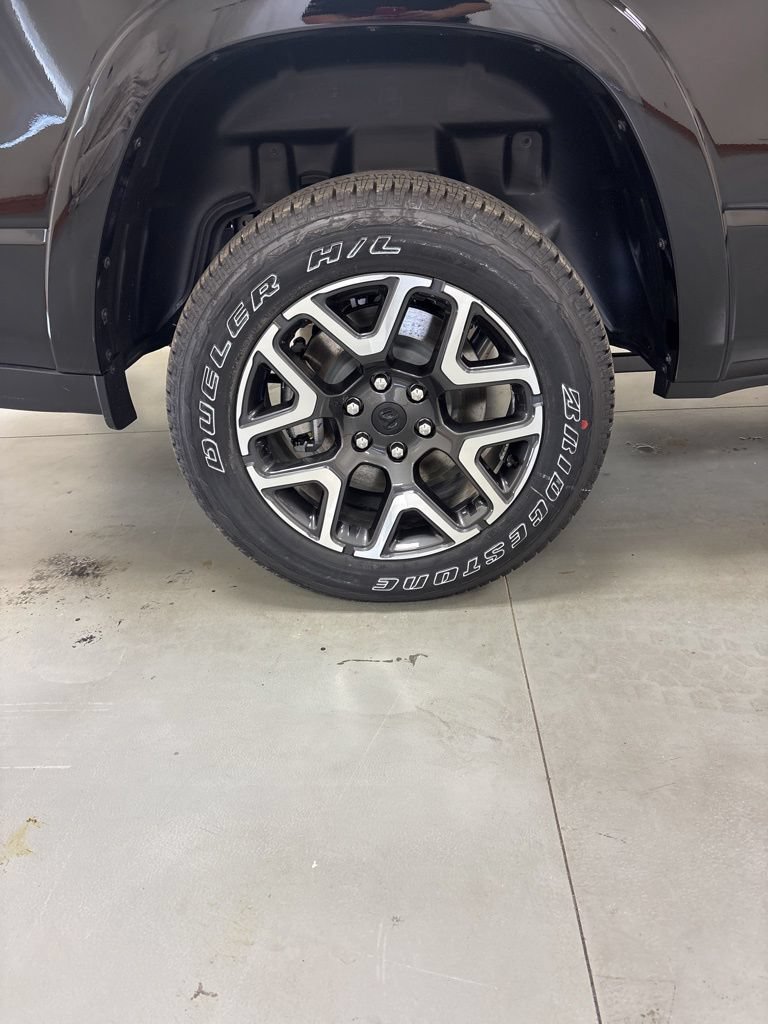 New 2026 RAM 1500 Laramie w/ Sport Appearance Package AWD/4WD image 34