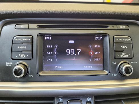 Used 2016 Kia Optima LX w/ LX Convenience Package image 25