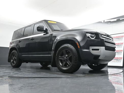 Used 2022 Land Rover Defender 110 S image 33