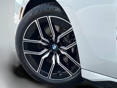 New 2026 BMW i7 xDrive60 AWD/4WD image 25