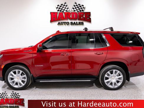 Used 2024 Chevrolet Tahoe High Country w/ Advanced Technology Package AWD/4WD image 1