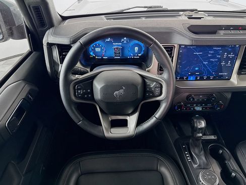Used 2025 Ford Bronco Outer Banks AWD/4WD image 22