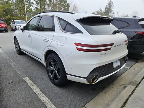 Used 2023 Genesis GV70 3.5T Sport w/ Sport Prestige Package image 10