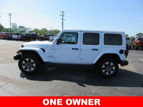 Used 2023 Jeep Wrangler Unlimited Sahara w/ LED Lighting Group AWD/4WD image 9