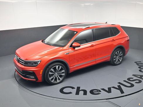 Used 2019 Volkswagen Tiguan SEL Premium R-Line image 29