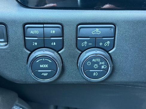 Certified 2023 Chevrolet Silverado 1500 RST AWD/4WD image 32
