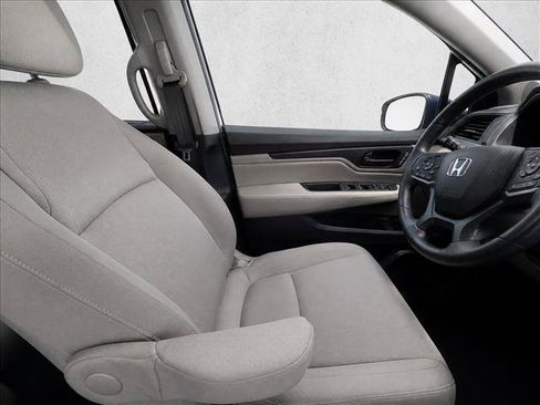 Used 2024 Honda Odyssey EX image 15