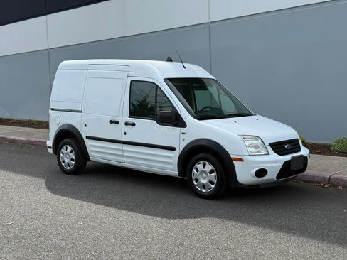 Used 2013 Ford Transit Connect XLT FWD image 8