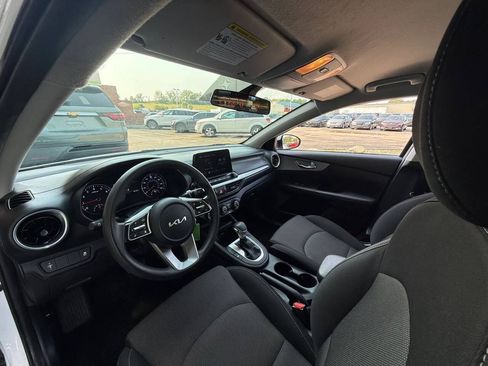 Used 2024 Kia Forte LXS FWD image 18