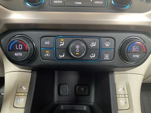 Used 2019 GMC Acadia Denali w/ Technology Package image 18