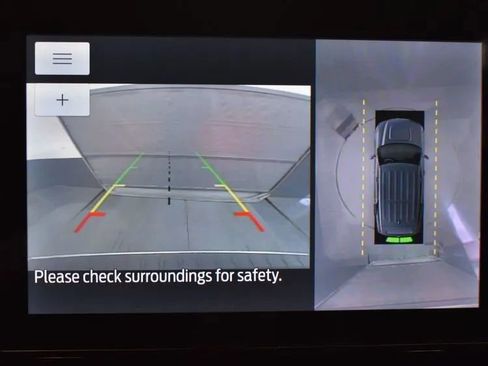 Used 2023 Ford Explorer Limited image 32