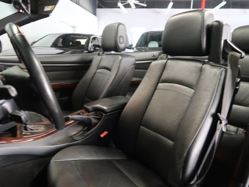 Used 2011 BMW 328i Convertible RWD image 11