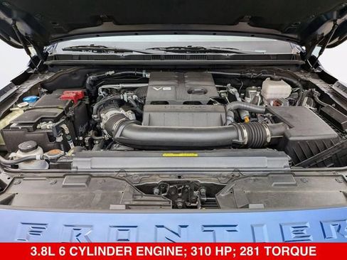 Certified 2023 Nissan Frontier SV w/ Technology Package AWD/4WD image 39