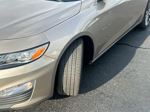 Used 2024 Chevrolet Malibu LT image 42