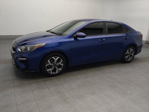 Used 2019 Kia Forte LXS FWD image 2