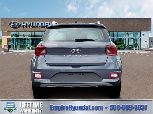 New 2026 Hyundai Venue SEL image 6