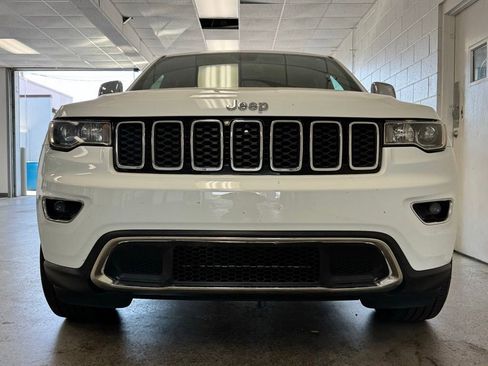 Used 2020 Jeep Grand Cherokee Limited RWD image 3