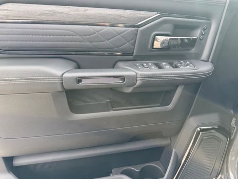 New 2026 RAM 2500 Limited image 10