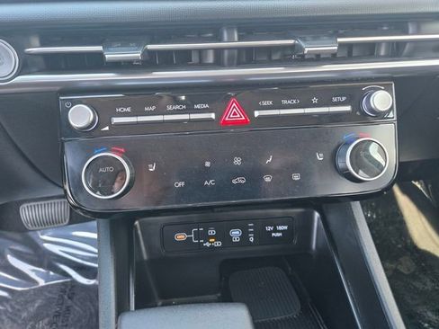 Used 2025 Hyundai Tucson SEL image 17