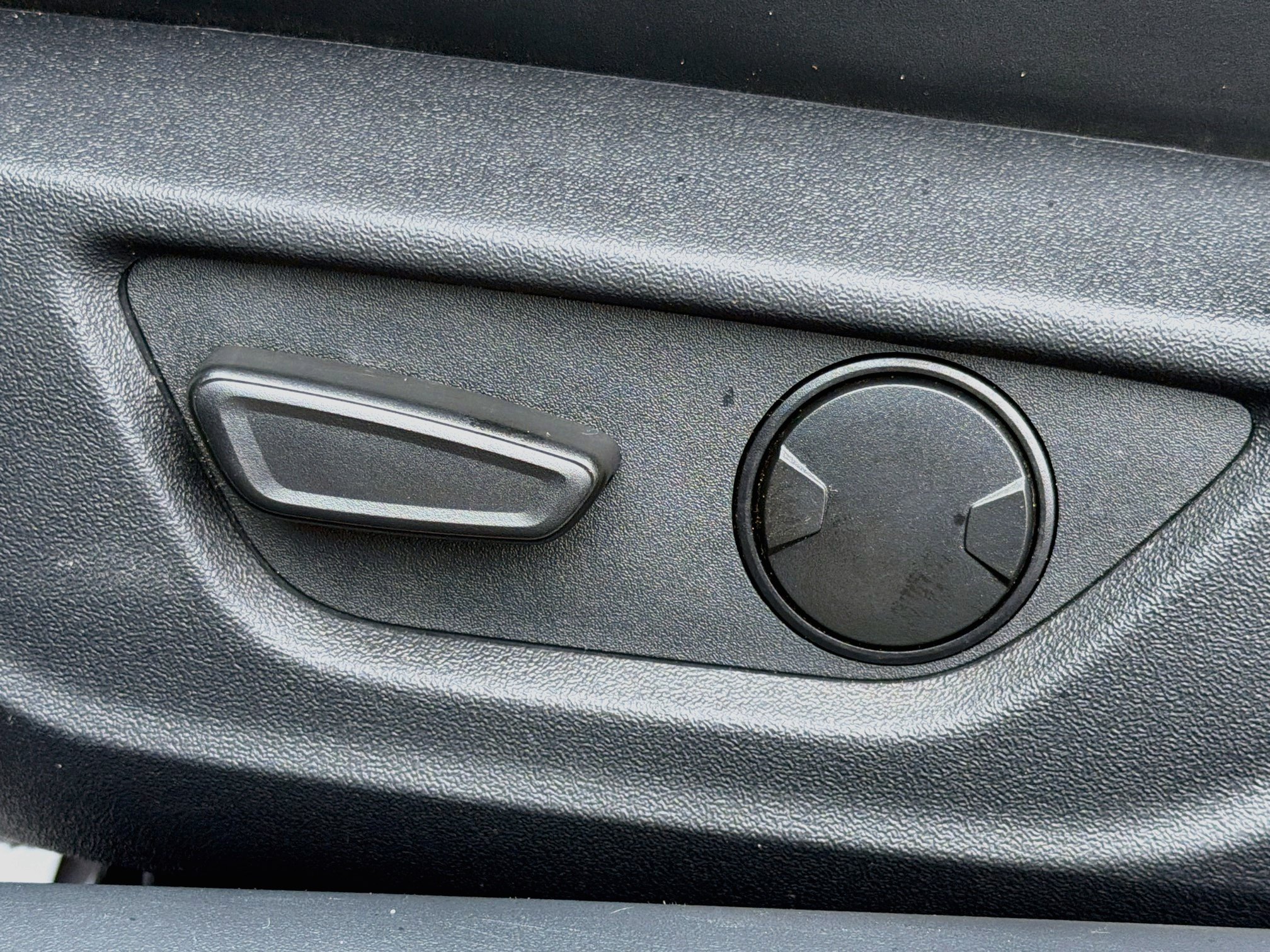 Used 2024 Ford Mustang Coupe RWD image 23