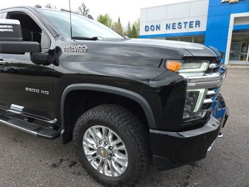 Used 2021 Chevrolet Silverado 2500 High Country w/ Z71 Off-Road Package AWD/4WD image 46