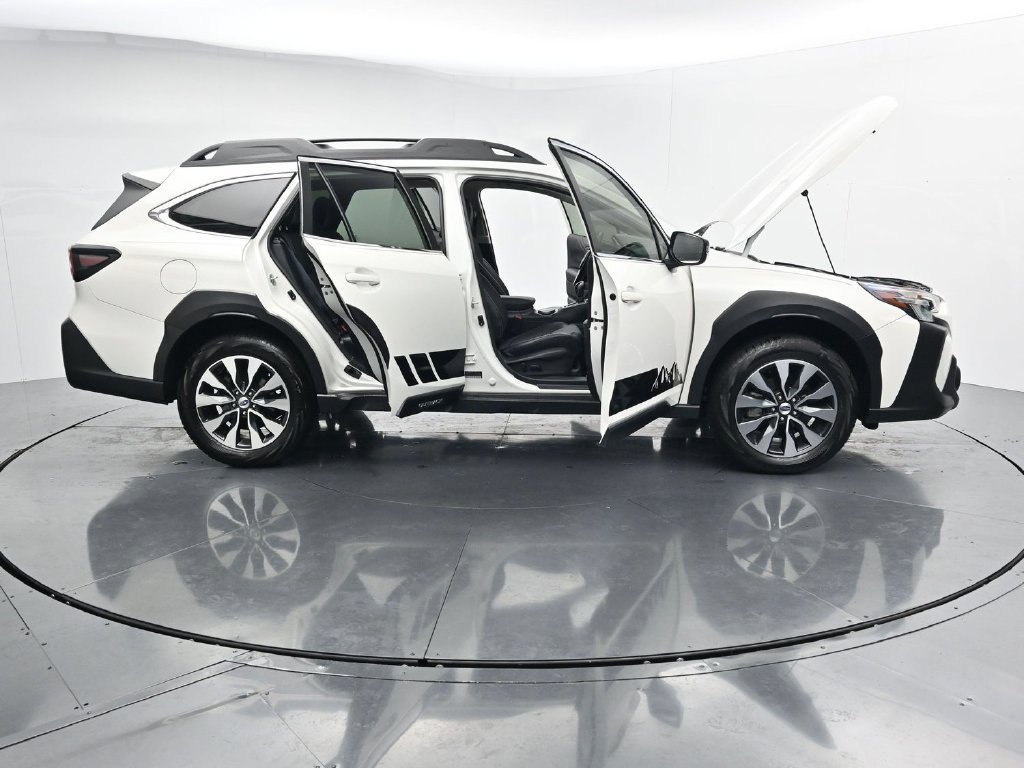 Used 2024 Subaru Outback Limited AWD/4WD image 41