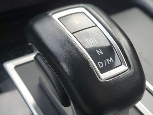 Used 2024 Mitsubishi Outlander SE image 22