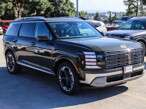 New 2026 Hyundai Palisade Limited image 3