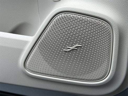 Certified 2026 Mercedes-Benz GLA 250 4MATIC image 34