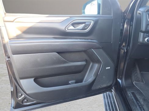 Used 2021 GMC Yukon XL AT4 w/ AT4 Premium Package image 32