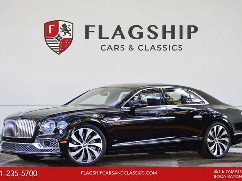 Used 2022 Bentley Flying Spur V8 image 1