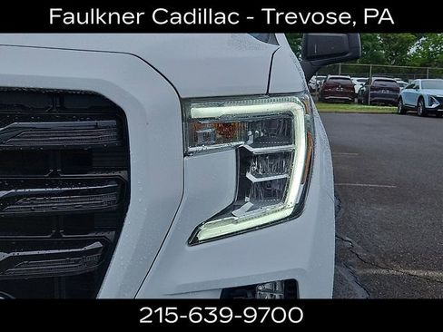 Used 2021 GMC Sierra 1500 Elevation w/ Preferred Package AWD/4WD image 9