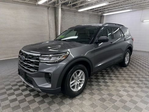 New 2026 Ford Explorer Active w/ Active Comfort Package RWD image 13
