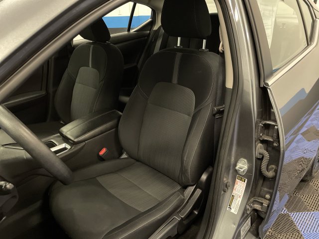 Used 2024 Nissan Sentra SV FWD image 11