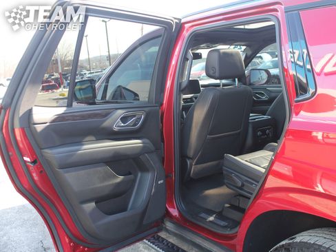 Certified 2024 Chevrolet Tahoe Z71 w/ Luxury Package image 20