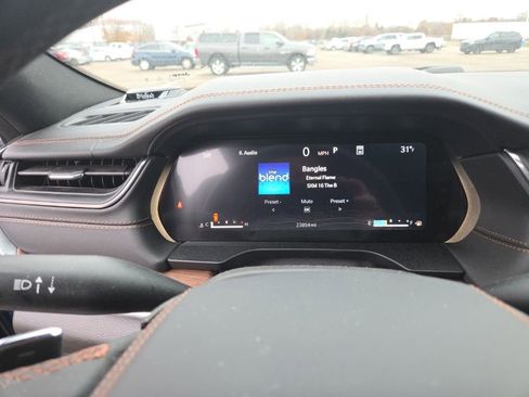 Used 2023 Jeep Grand Cherokee Summit w/ Luxury Tech Group V image 17